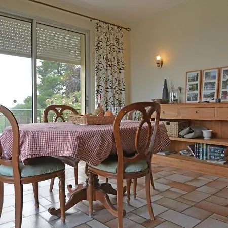 Pretty Villa With Pool And Jacuzzi In Carcassonne Villa Carcassonne