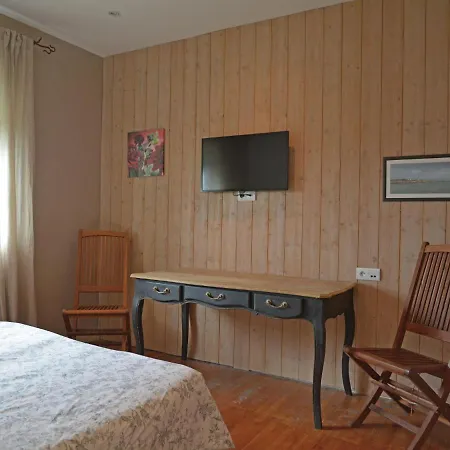 Villa Pretty Villa With Pool And Jacuzzi In Carcassonne *