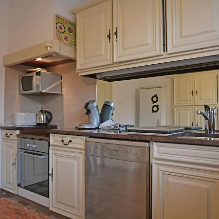 Villa Pretty Villa With Pool And Jacuzzi In Carcassonne *