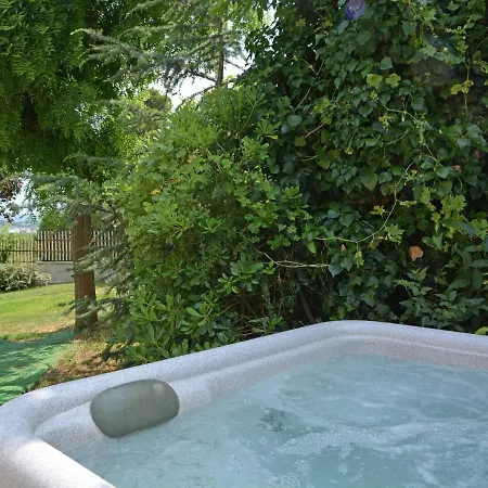 Pretty Villa With Pool And Jacuzzi In Carcassonne Carcassonne