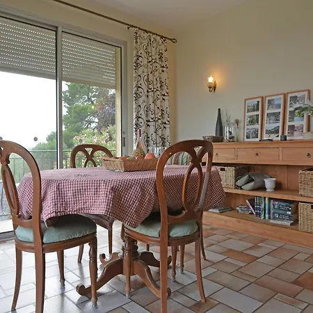 Villa Spacious Villa Retreat in Carcassonne *