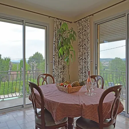 Spacious Villa Retreat in Carcassonne Villa *