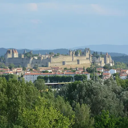 Spacious Villa Retreat in Carcassonne Carcassonne