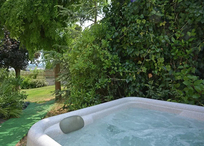 Villa Spacious Villa Retreat In Carcassonne *