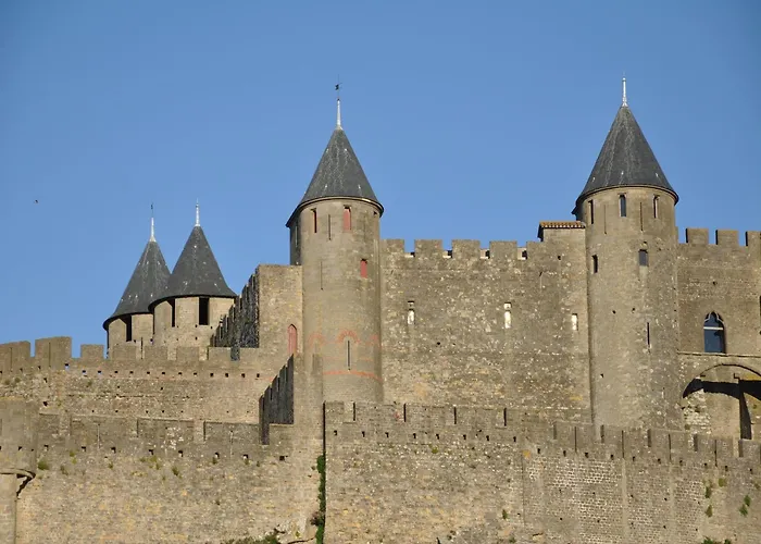 Spacious Retreat In Carcassone